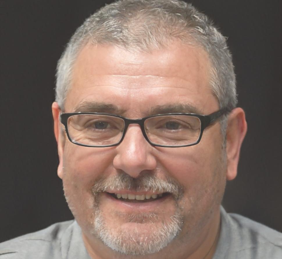Retrato de Andrés Villareal, analista financiero